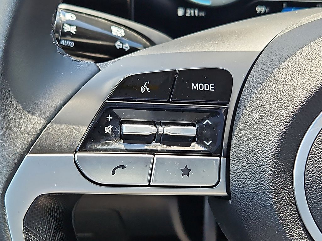 Thumbnail: 2025 Hyundai Elantra - 25