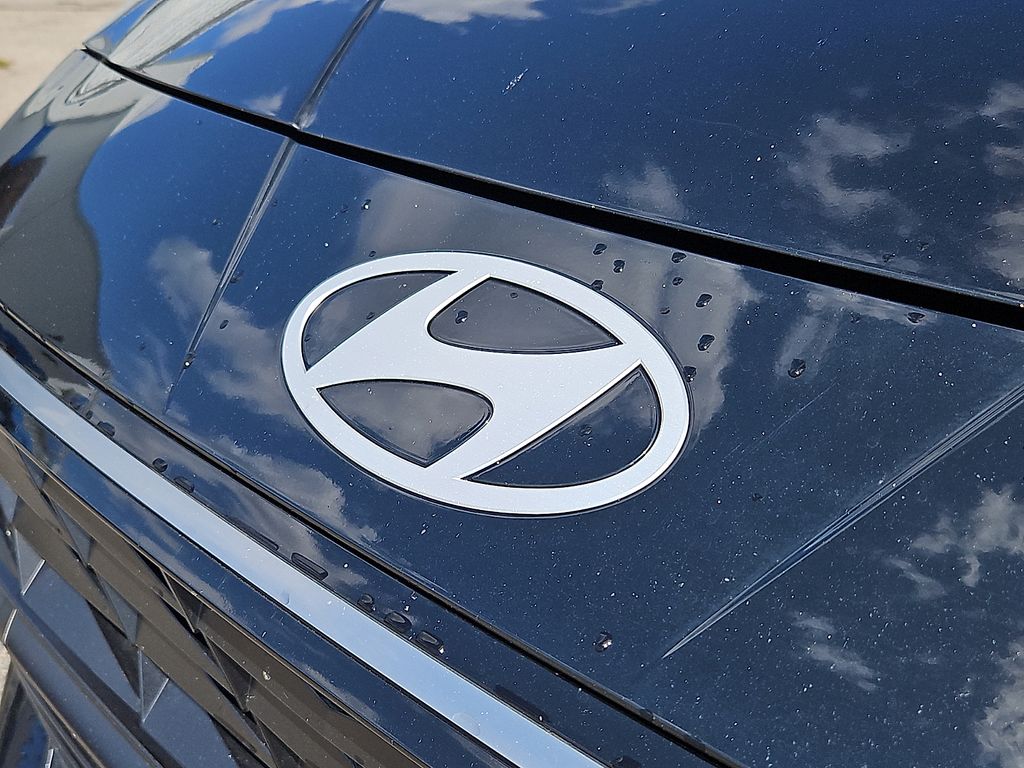 Thumbnail: 2025 Hyundai Elantra - 33