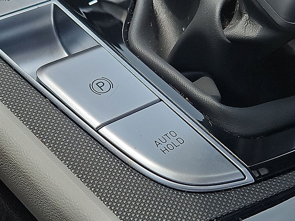 Thumbnail: 2024 Hyundai Elantra - 30