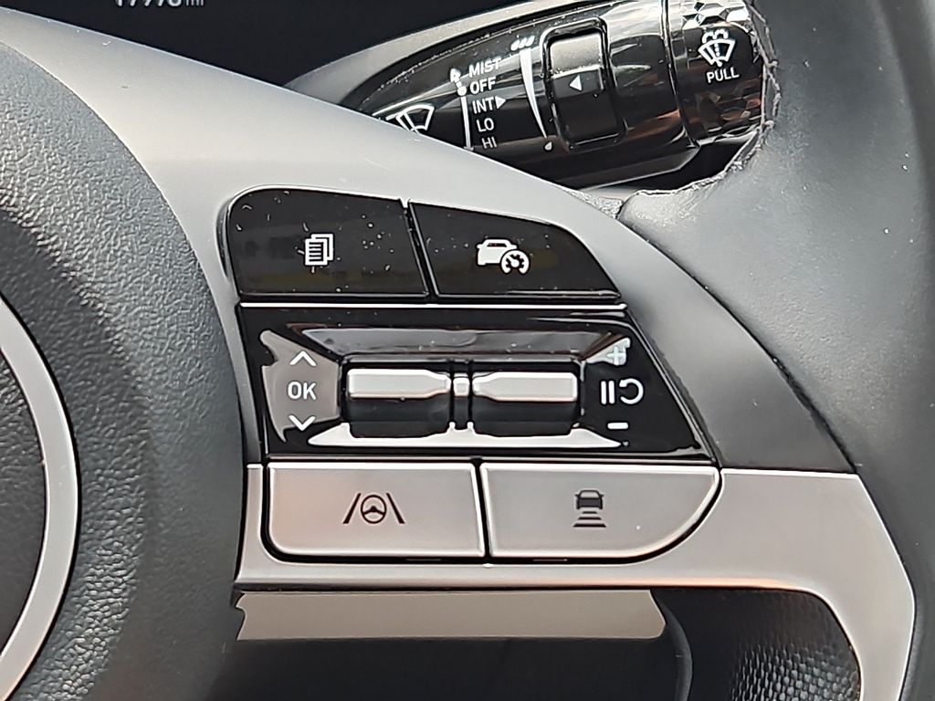 Thumbnail: 2024 Hyundai Elantra - 26
