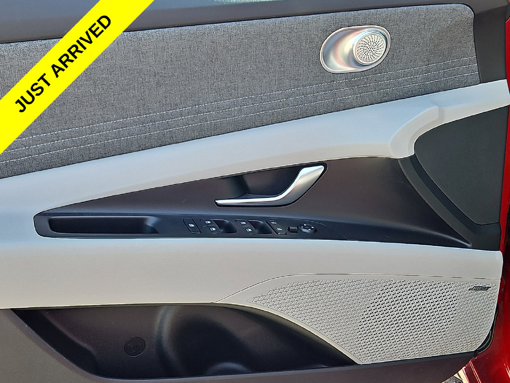 Thumbnail: 2024 Hyundai Elantra - 21