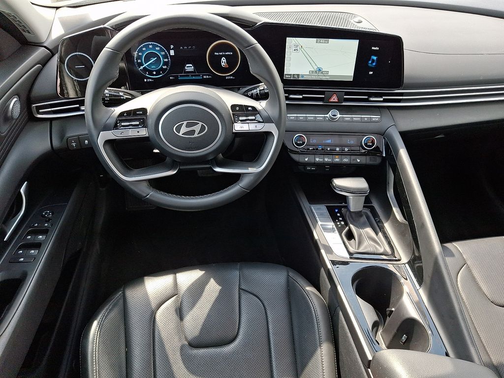 Thumbnail: 2025 Hyundai Elantra - 2