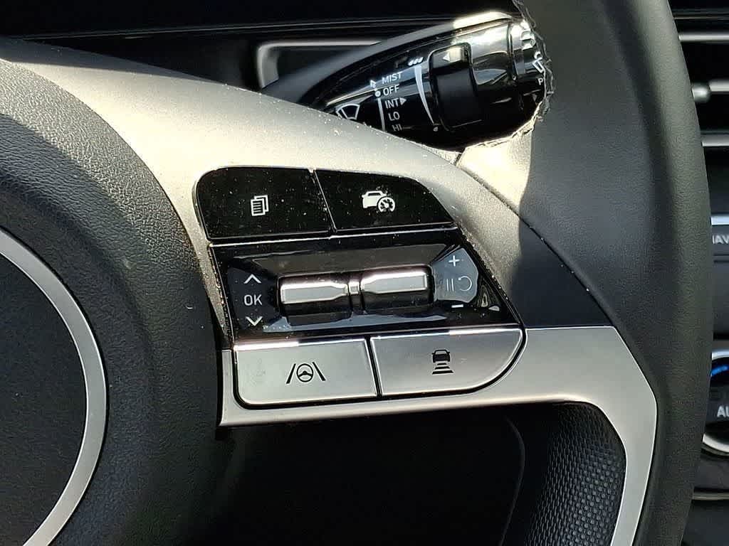 Thumbnail: 2025 Hyundai Elantra - 30