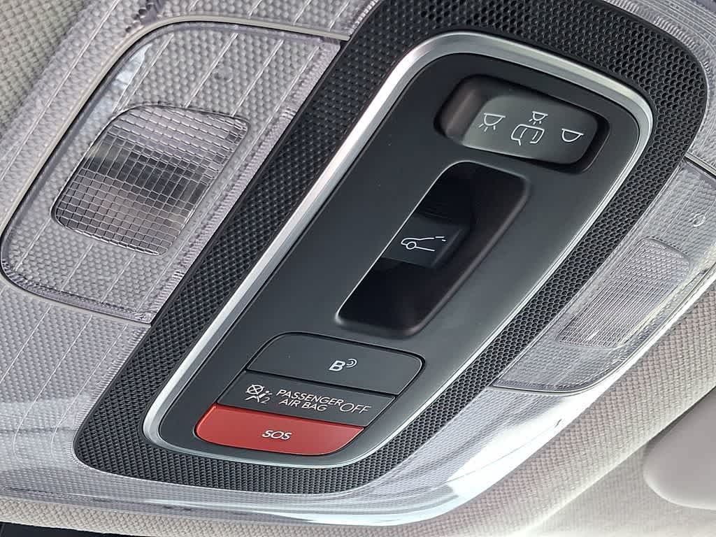 Thumbnail: 2025 Hyundai Elantra - 33