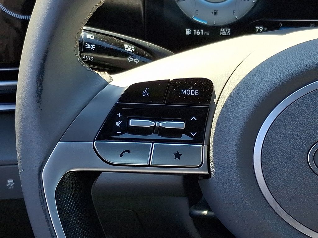 Thumbnail: 2025 Hyundai Elantra - 25