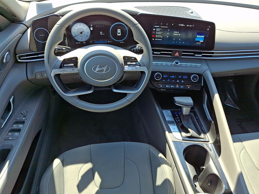 Thumbnail: 2025 Hyundai Elantra - 2