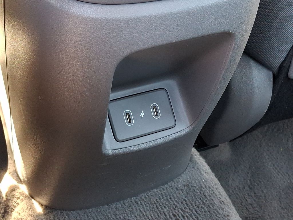 Thumbnail: 2025 Hyundai Elantra - 30