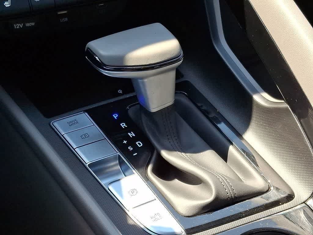 Thumbnail: 2025 Hyundai Elantra - 15
