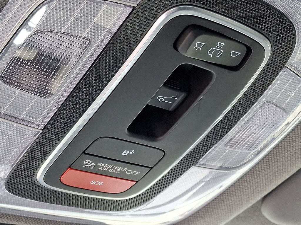 Thumbnail: 2025 Hyundai Elantra - 31