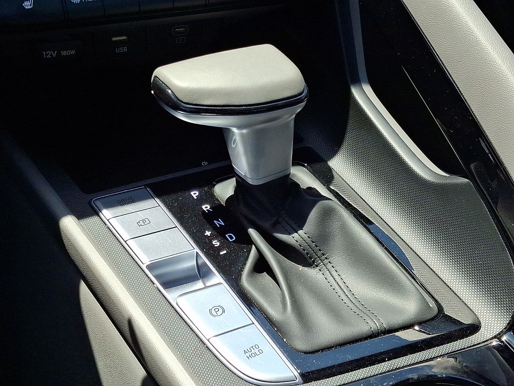 Thumbnail: 2025 Hyundai Elantra - 14