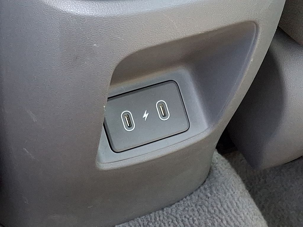 Thumbnail: 2025 Hyundai Elantra - 32