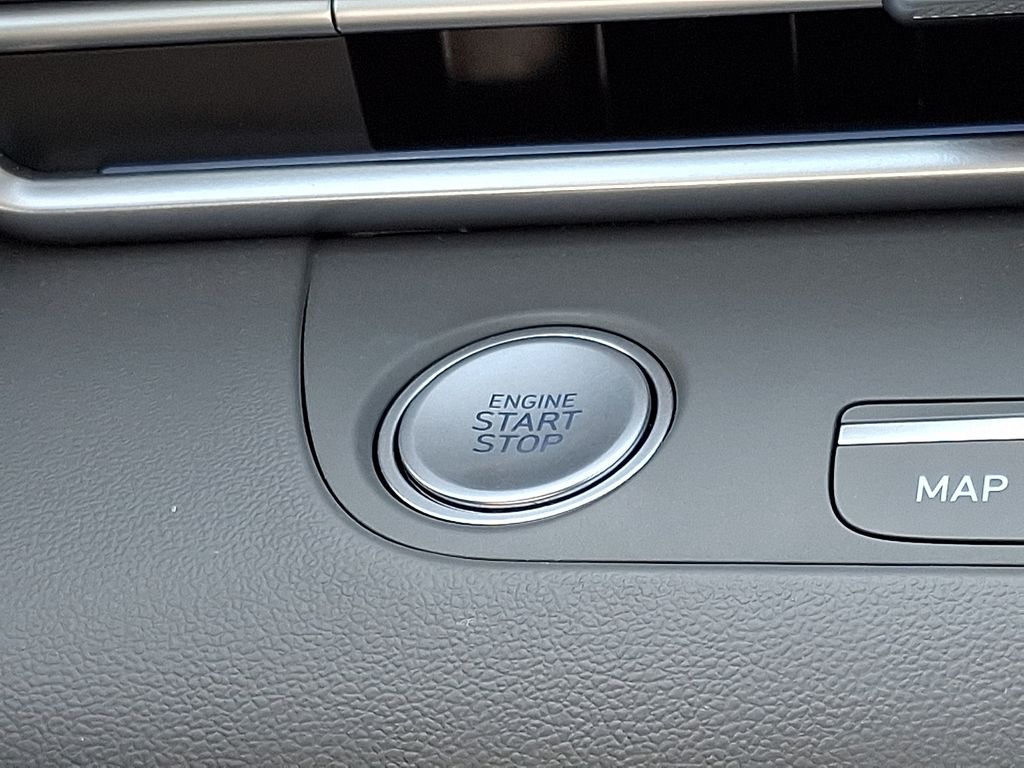 Thumbnail: 2025 Hyundai Elantra - 27