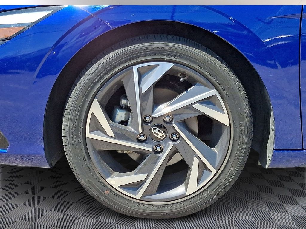 Thumbnail: 2025 Hyundai Elantra - 8