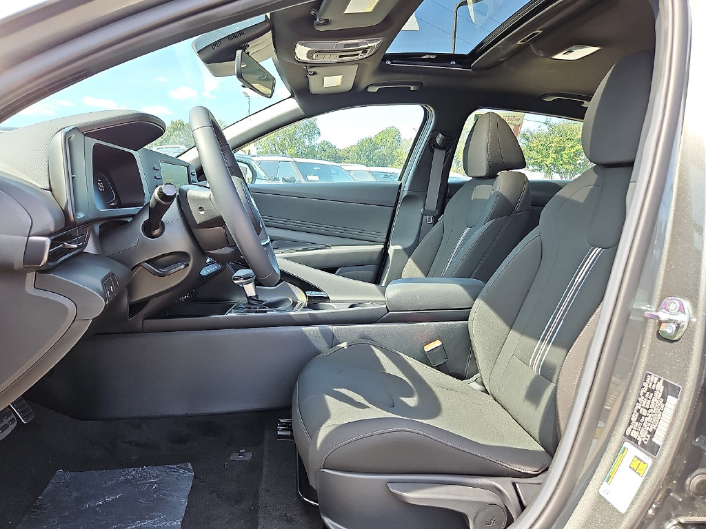 Thumbnail: 2026 Hyundai Elantra - 9