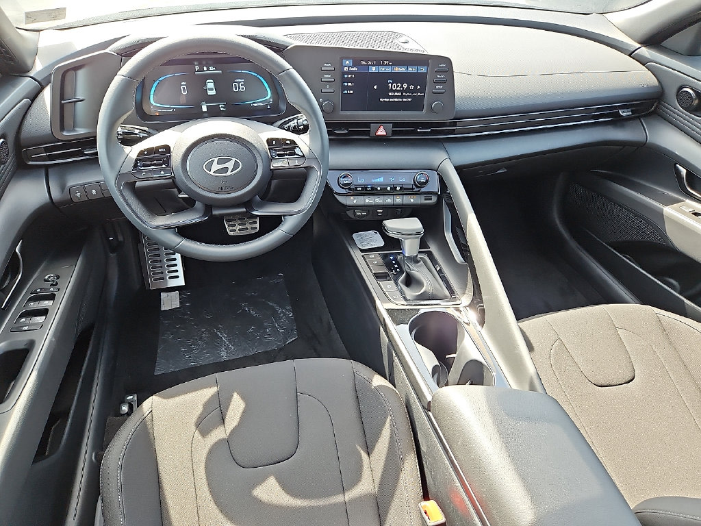 Thumbnail: 2026 Hyundai Elantra - 2