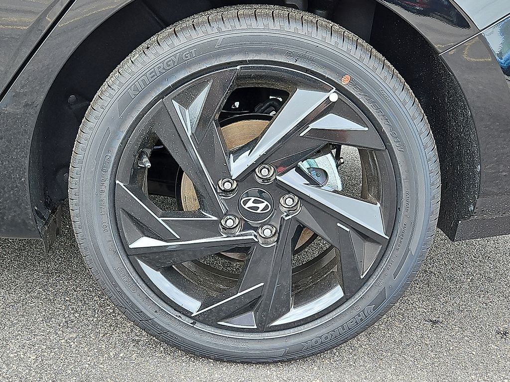 Thumbnail: 2026 Hyundai Elantra - 6