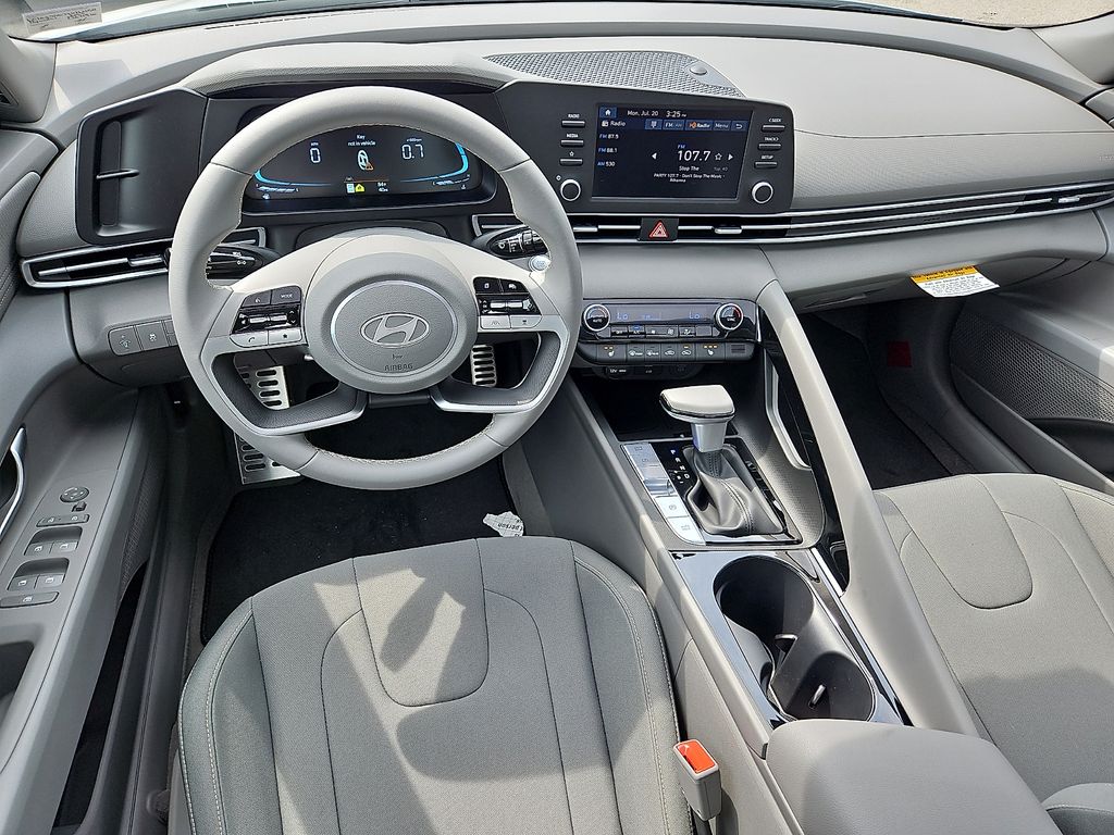 Thumbnail: 2026 Hyundai Elantra - 2
