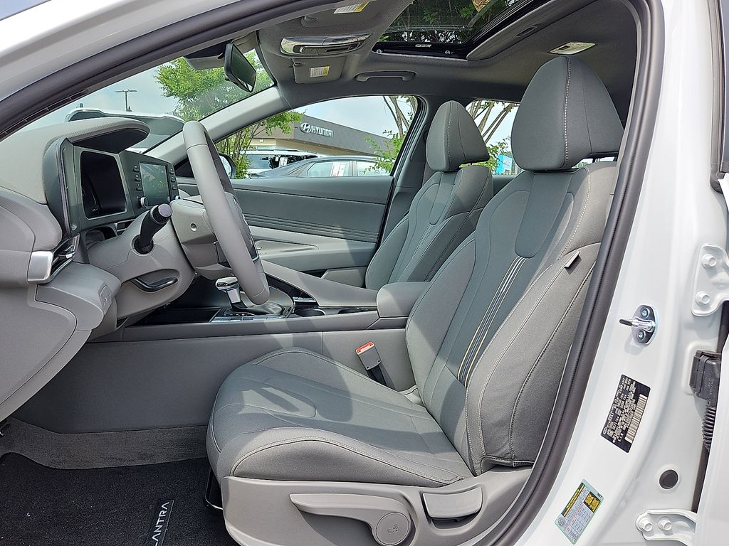 Thumbnail: 2026 Hyundai Elantra - 7