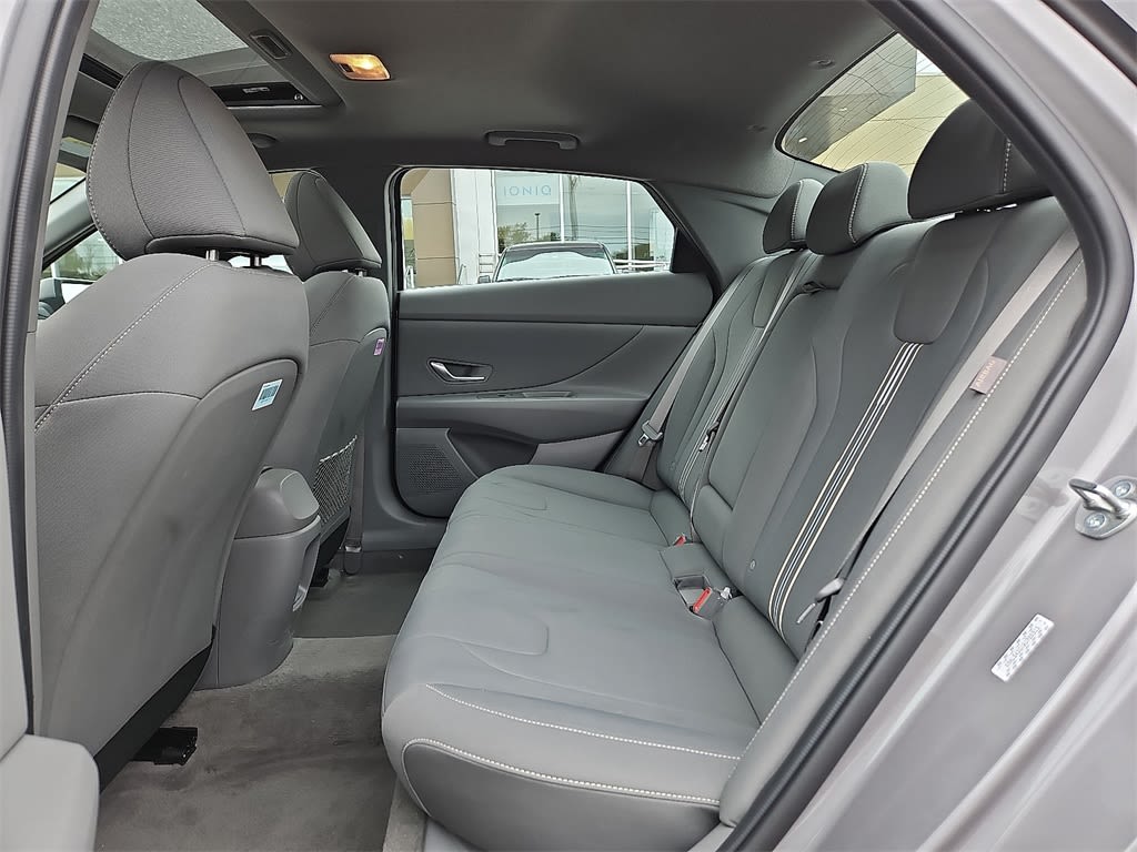 Thumbnail: 2024 Hyundai Elantra - 11