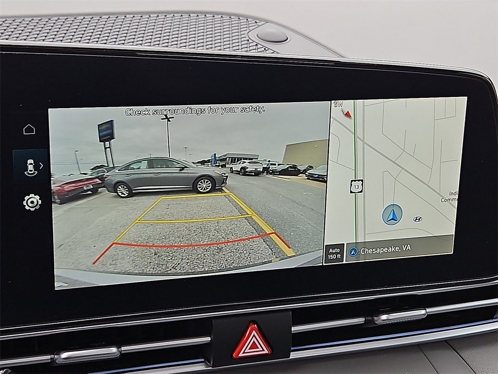 Thumbnail: 2024 Hyundai Elantra - 25