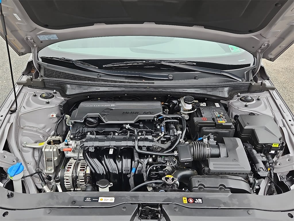 Thumbnail: 2024 Hyundai Elantra - 8