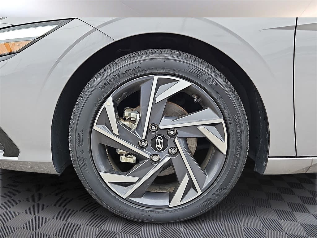Thumbnail: 2024 Hyundai Elantra - 7