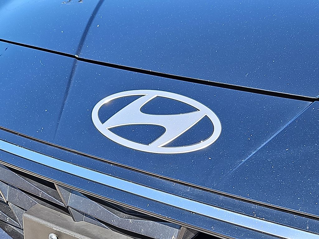Thumbnail: 2024 Hyundai Elantra - 32
