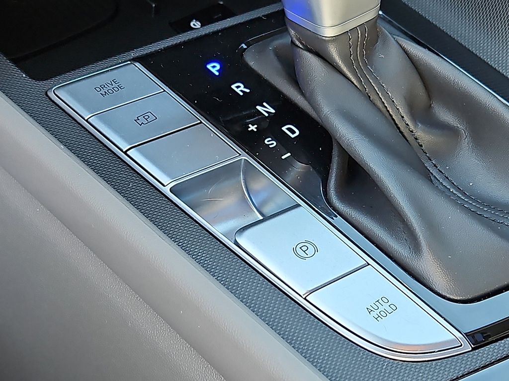 Thumbnail: 2024 Hyundai Elantra - 29