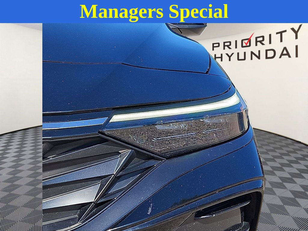 Thumbnail: 2024 Hyundai Elantra - 7