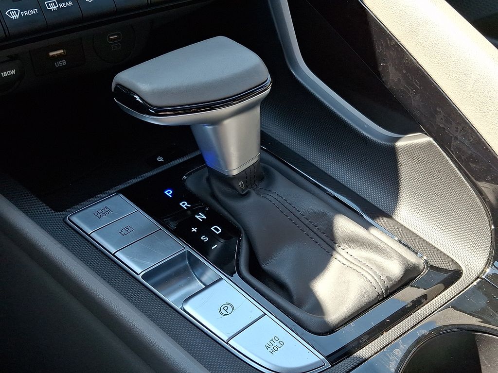 Thumbnail: 2025 Hyundai Elantra - 11