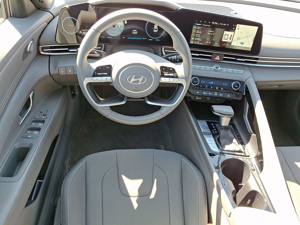 Thumbnail: 2025 Hyundai Elantra - 2