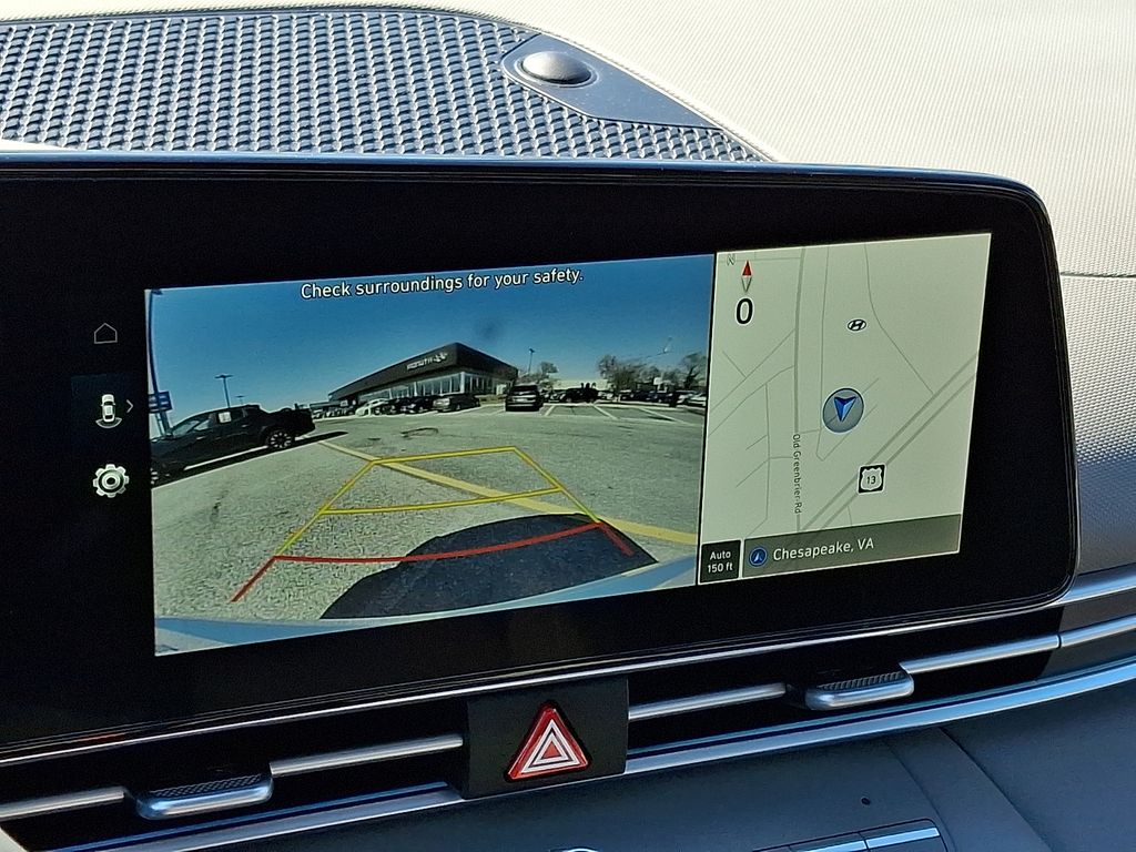 Thumbnail: 2025 Hyundai Elantra - 23