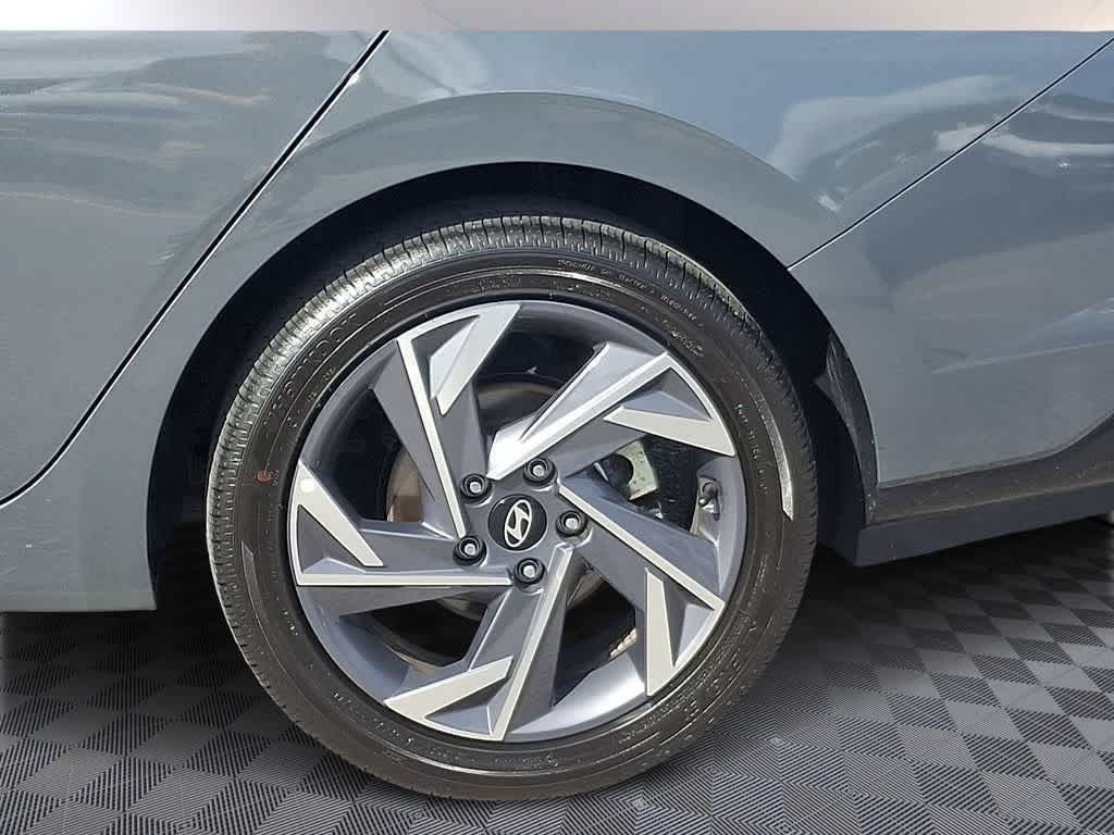 Thumbnail: 2025 Hyundai Elantra - 8