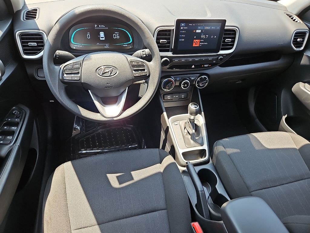 Thumbnail: 2025 Hyundai Venue - 2