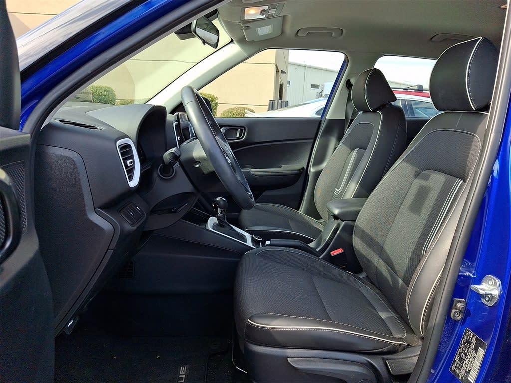 Thumbnail: 2024 Hyundai Venue - 9