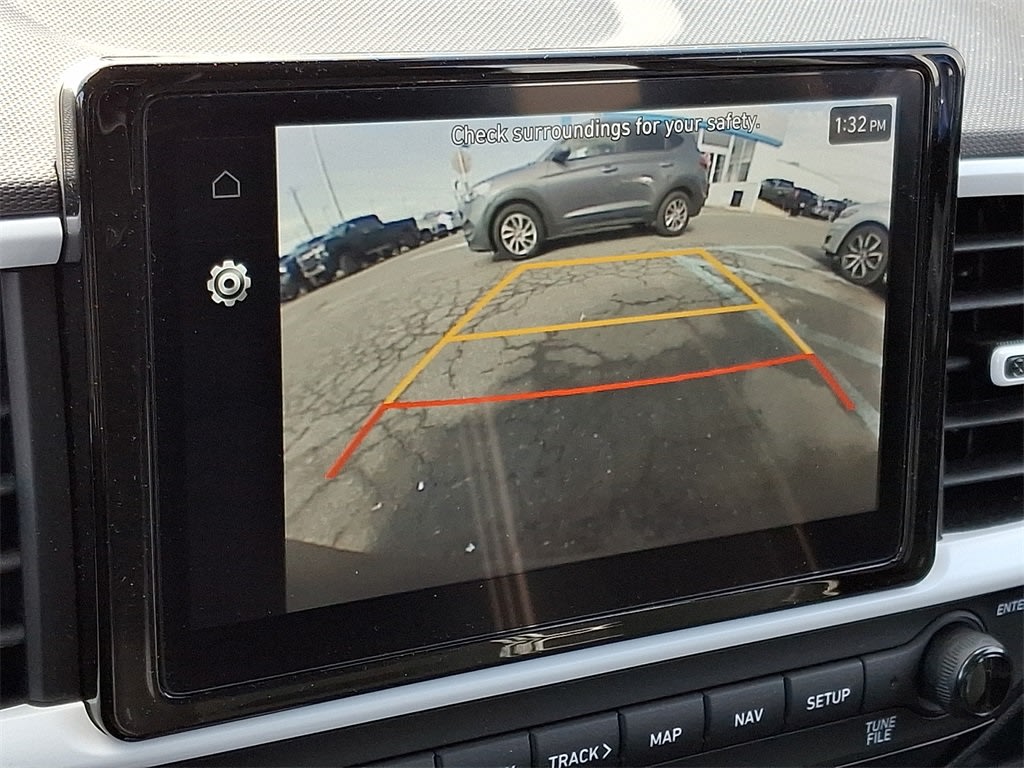 Thumbnail: 2024 Hyundai Venue - 23