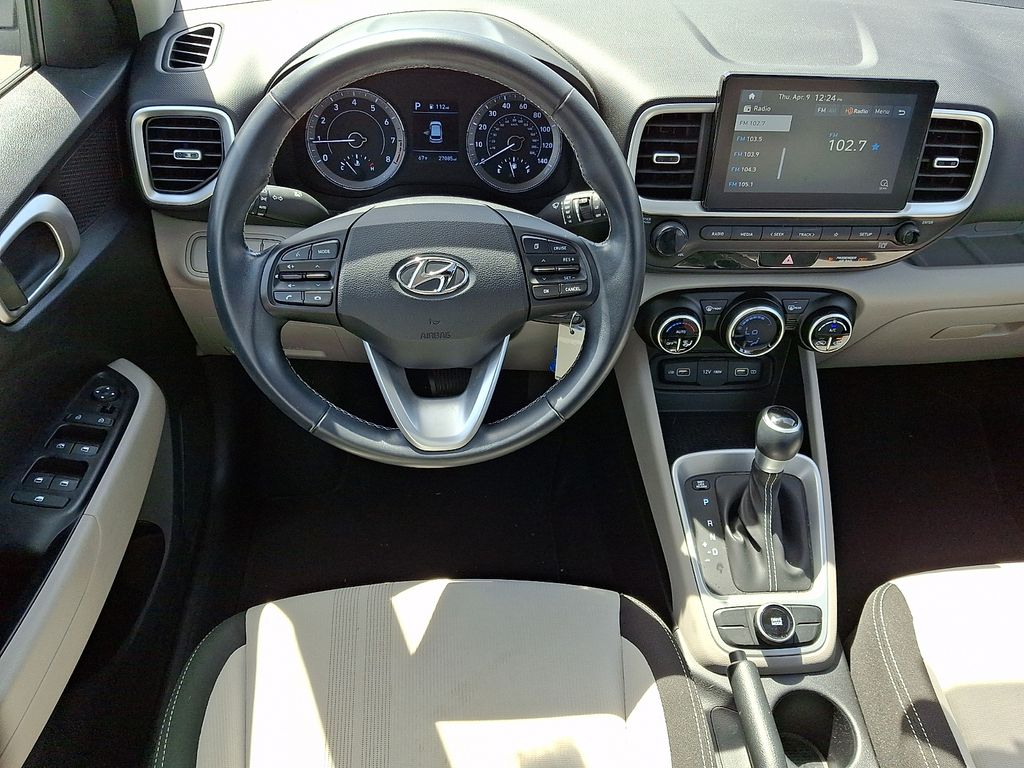 Thumbnail: 2022 Hyundai Venue - 2
