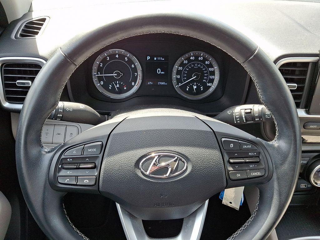 Thumbnail: 2022 Hyundai Venue - 9