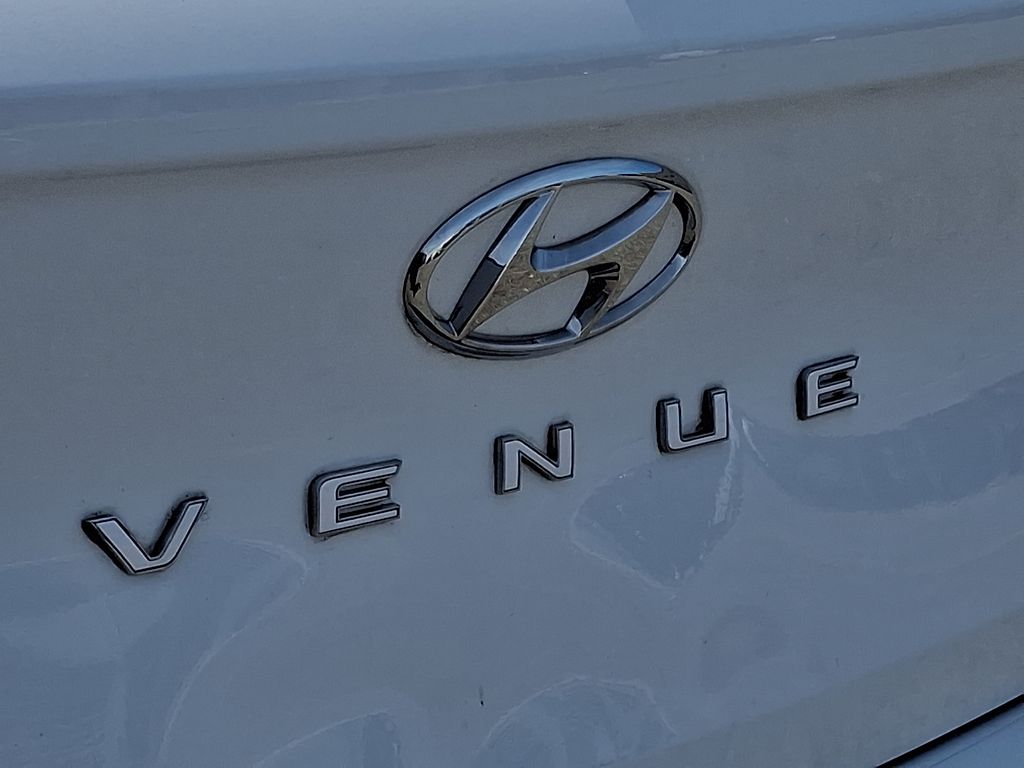 Thumbnail: 2022 Hyundai Venue - 30