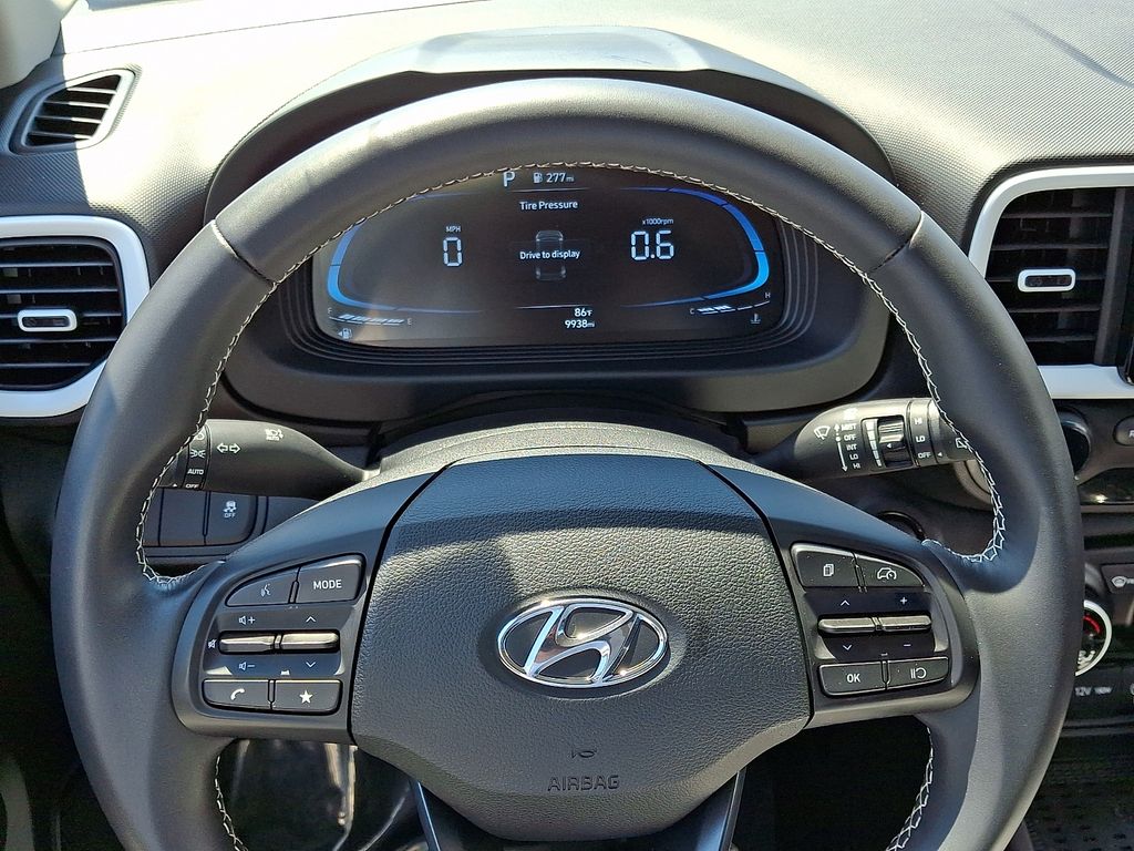 Thumbnail: 2025 Hyundai Venue - 9