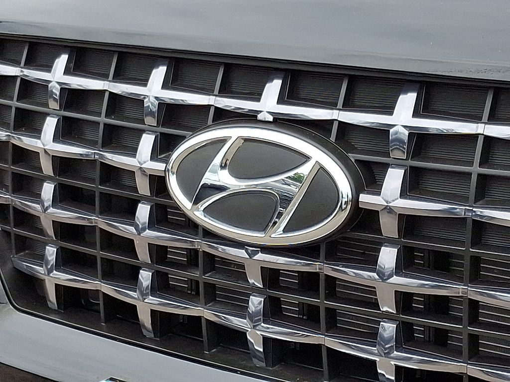 Thumbnail: 2025 Hyundai Venue - 7