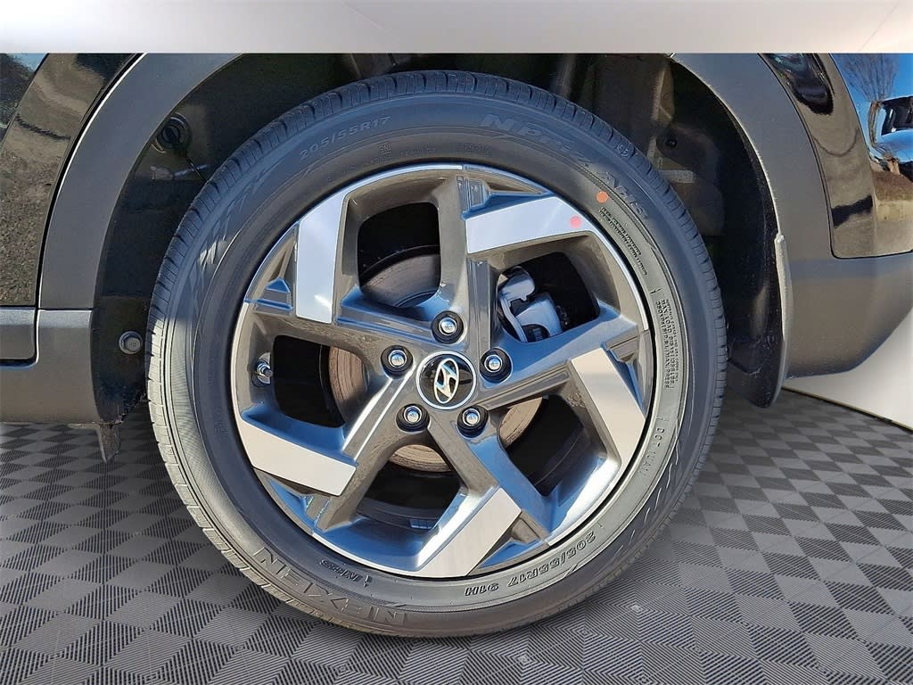 Thumbnail: 2026 Hyundai Venue - 5