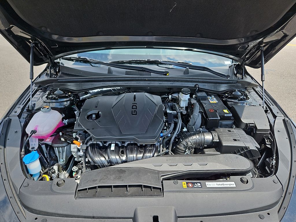 Thumbnail: 2026 Kia K5 - 8