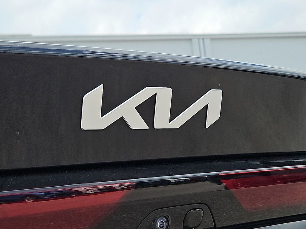 Thumbnail: 2026 Kia K5 - 7