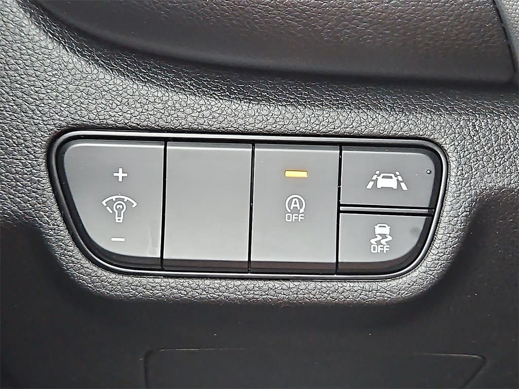 Thumbnail: 2023 Kia Seltos - 26