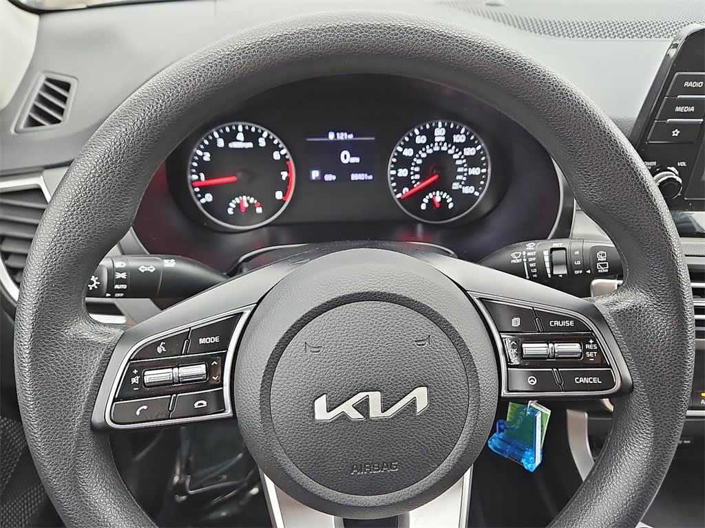 Thumbnail: 2023 Kia Seltos - 10