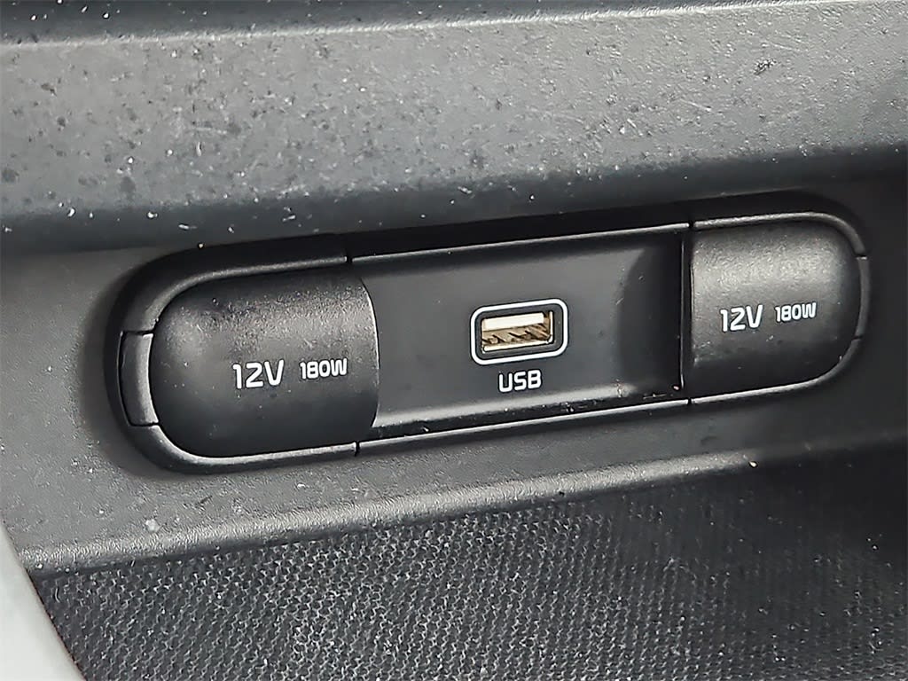 Thumbnail: 2023 Kia Seltos - 29