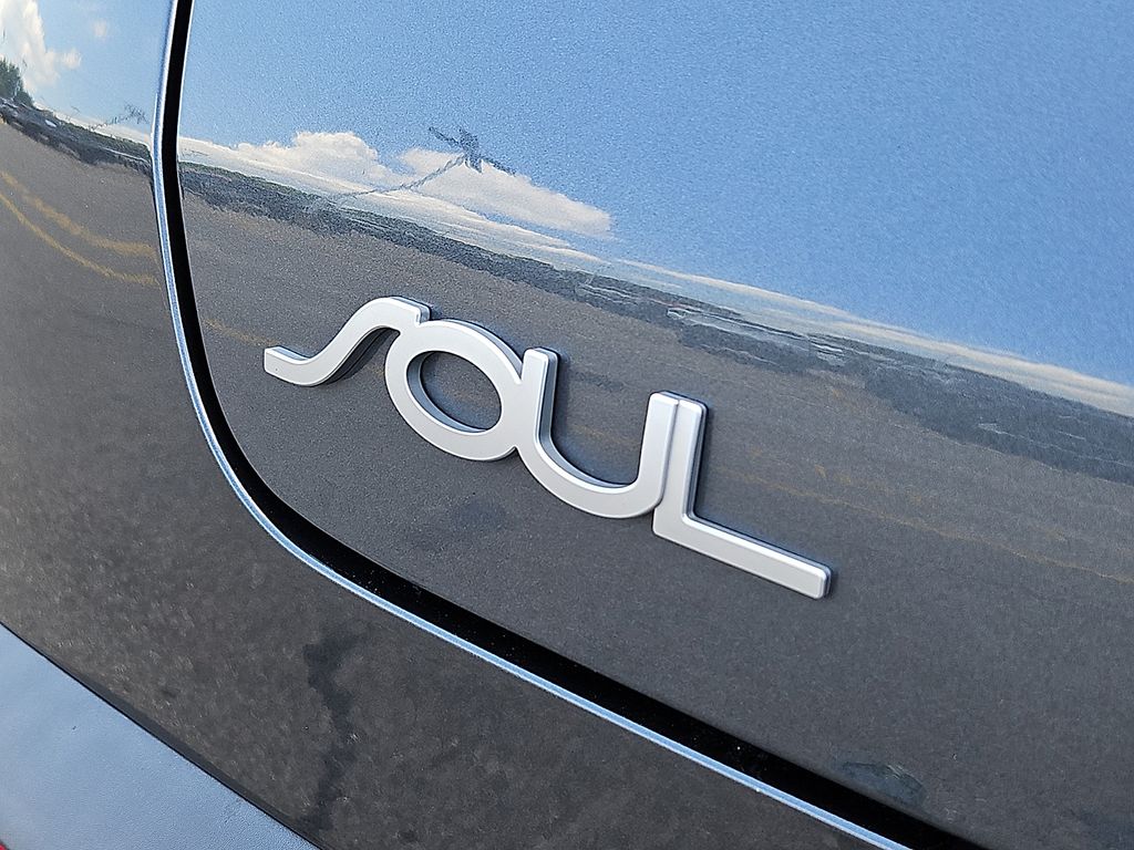 Thumbnail: 2022 Kia Soul - 29