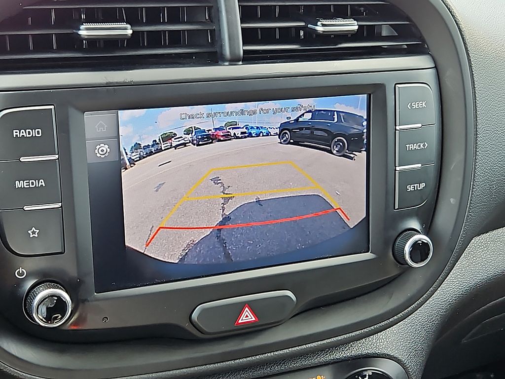 Thumbnail: 2022 Kia Soul - 23