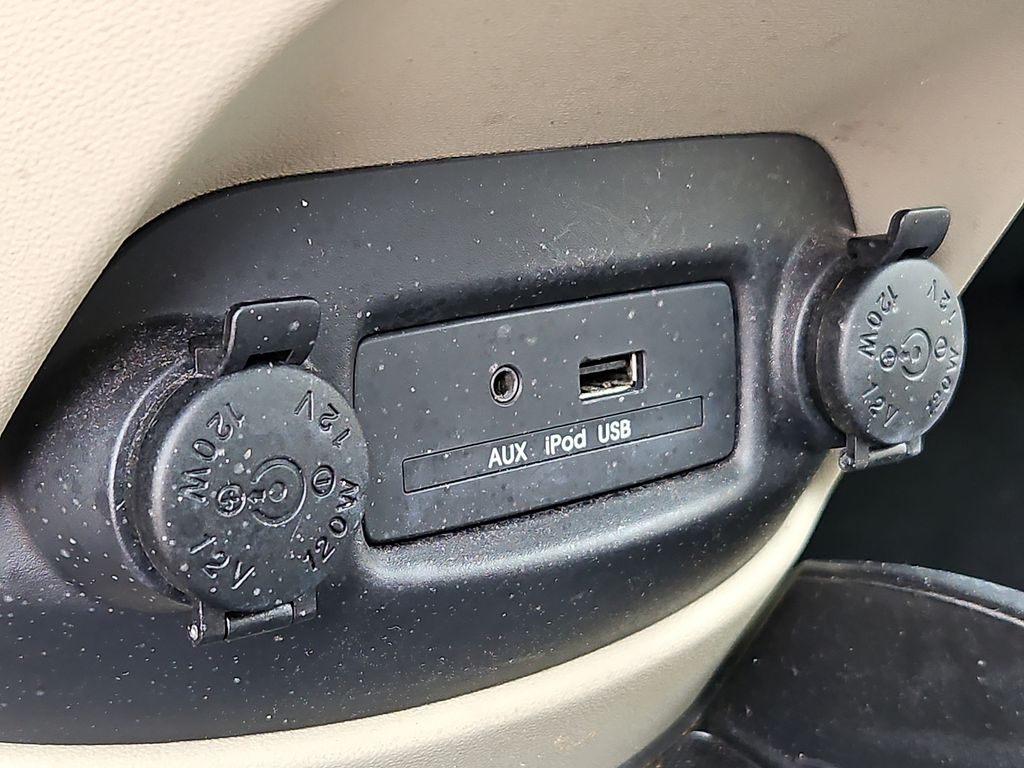 Thumbnail: 2010 Kia Soul - 29